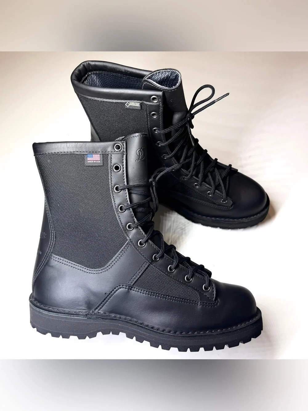 Danner Men’s Acadia 8 Inch Black Boots with Gore-Tex lining Size- 10.5